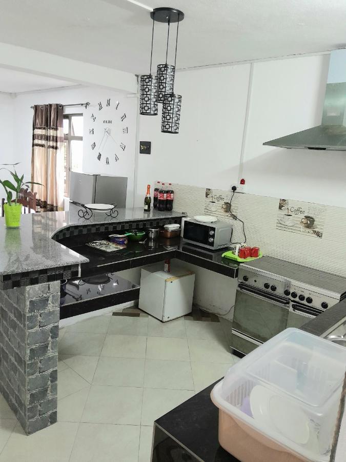 Beautiful Affordable House - 5 Minutes From The Airport And 12 Minutes To Blue Bay Beach Mon Tresor エクステリア 写真